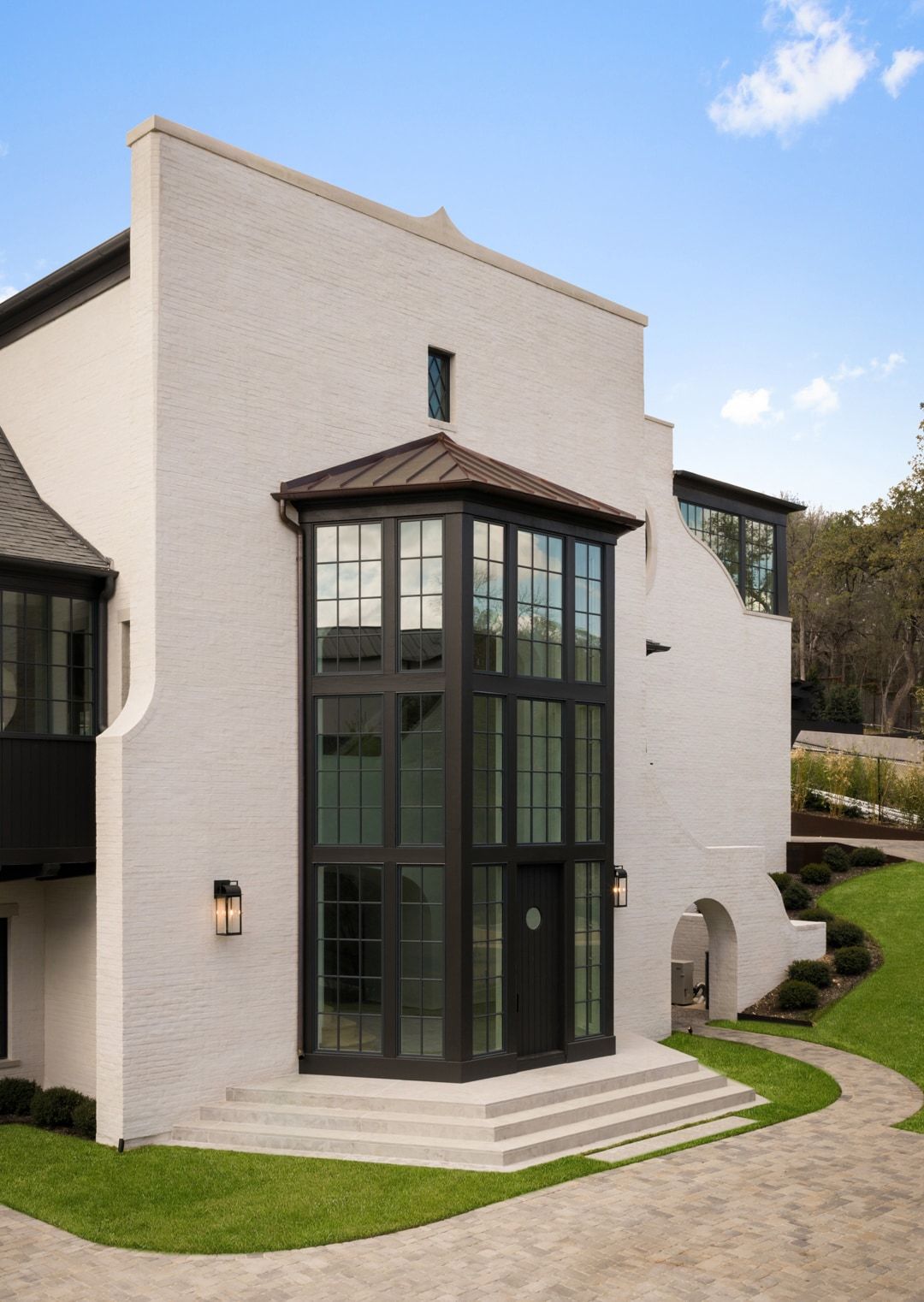 Copper-capped bay window detail